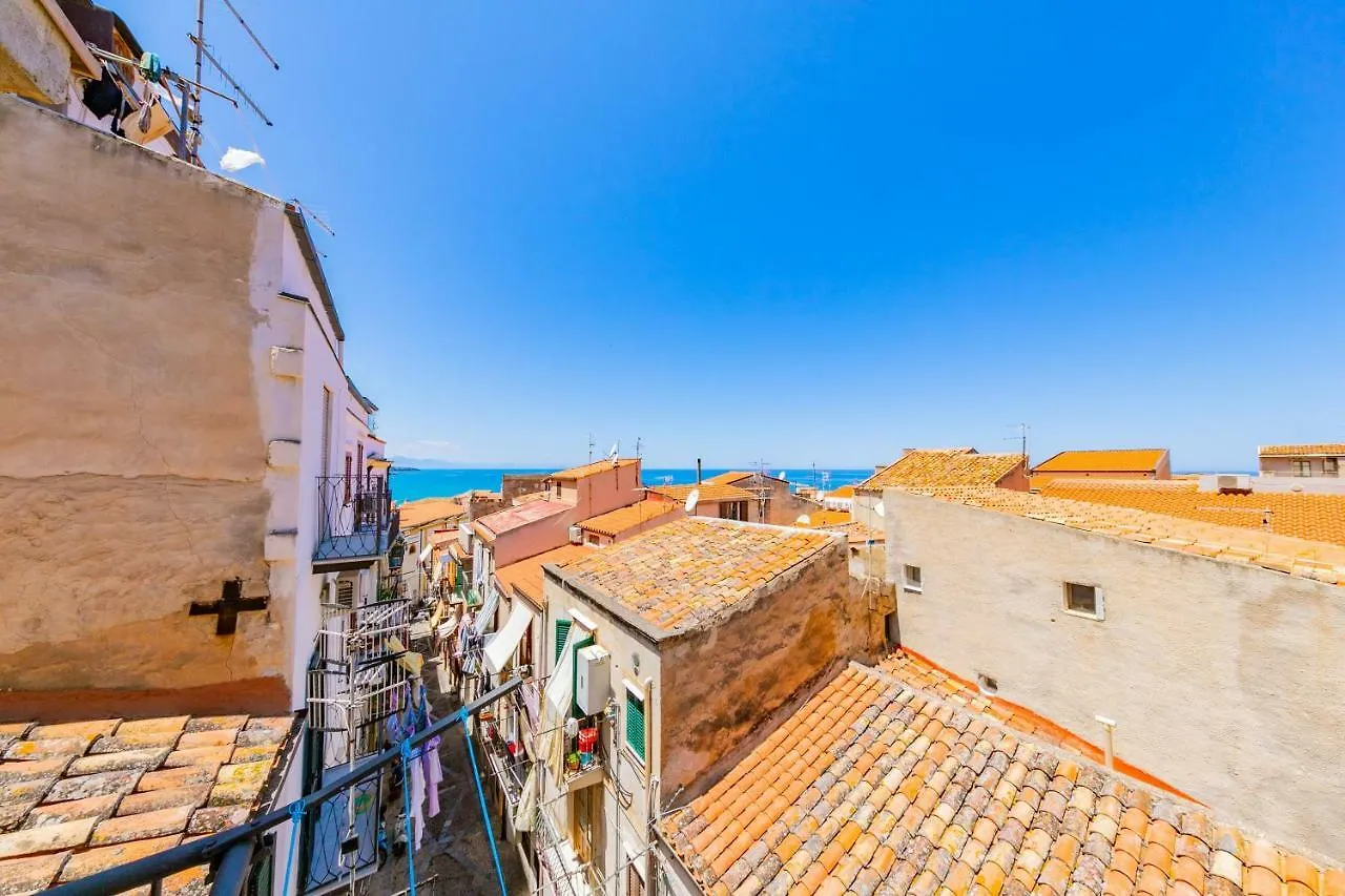 Le Case Del Cortile Hotel Cefalu Italy